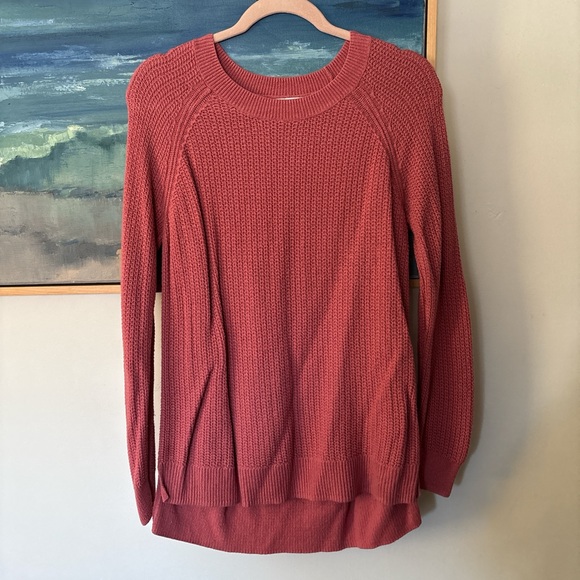 Pink sweater - Picture 2 of 3